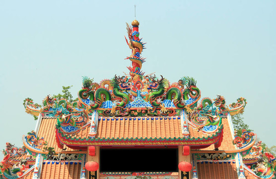 龍雕像
