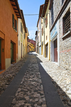 小巷。多扎。Emilia Romagna。意大利.