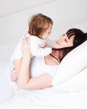 母親和嬰兒