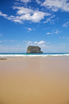 在美如畫(huà)島海灘
