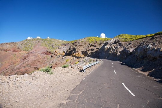 農(nóng)村公路和天文臺(tái)在拉帕爾馬