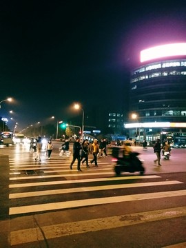 車水馬龍