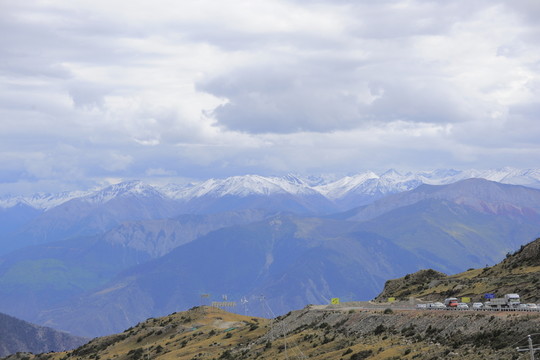 業(yè)拉山