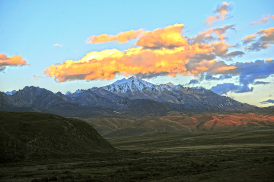 雅拉山