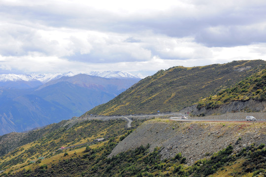 業(yè)拉山