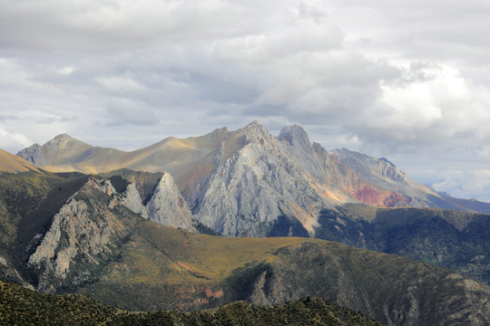 業(yè)拉山