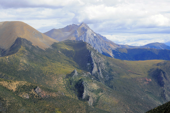 業(yè)拉山
