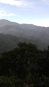 狂風(fēng)暴雨