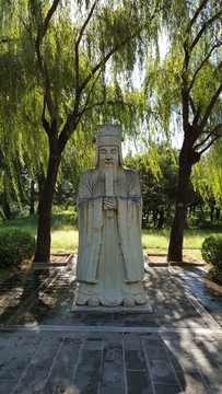明十三陵總神道功臣像石刻