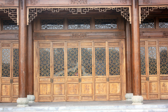 古代木門(mén)