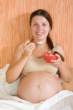 孕婦吃凝乳