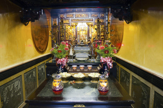 在中華寺里面