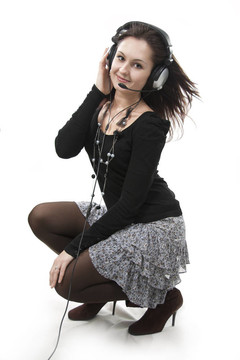 美女聽音樂跳舞