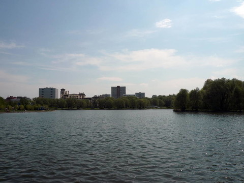 夏天在城市公園