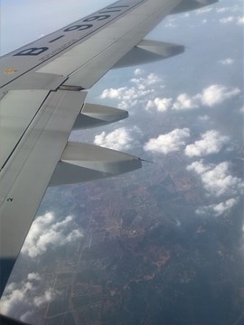 機(jī)翼
