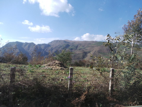山丘