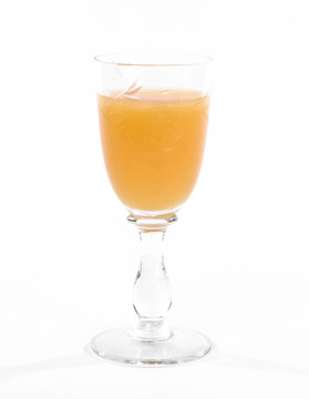 復(fù)古風(fēng)格的酒玻璃白色