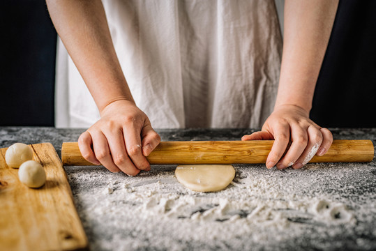 蛋黃酥制作