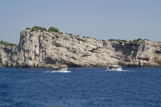 在Kornati群島Dugi Otok Cliff