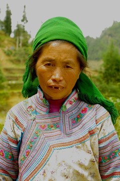 白苗族婦女