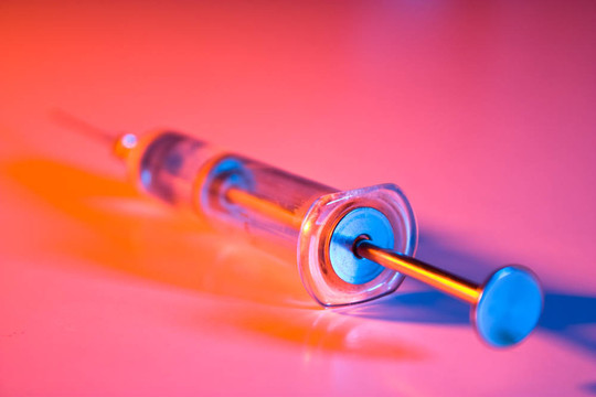 舊玻璃注射器