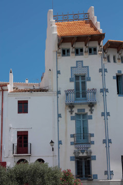 藍房子（Casa阿蘇爾；西班牙語）；現(xiàn)代主義風格建筑的象征；Cadaques村；布拉瓦海岸；Gero