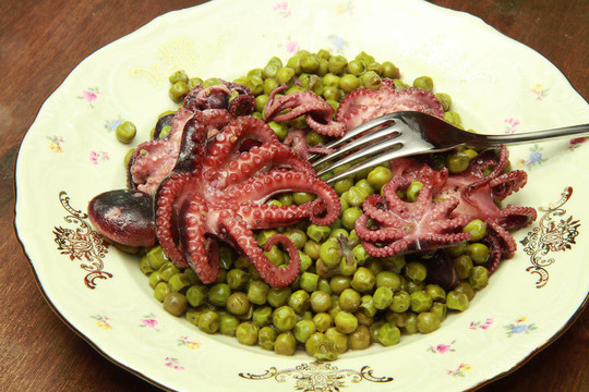 小章魚(yú)和綠豌豆