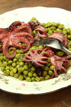 小章魚(yú)和綠豌豆