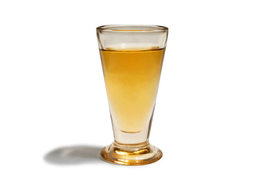 A02。玻璃酒杯