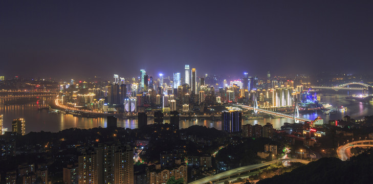 俯瞰重慶市中區(qū)夜景渝中半島全景