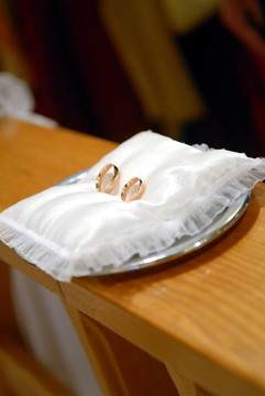 結(jié)婚戒指