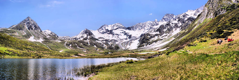 在一個(gè)高山湖泊RAST