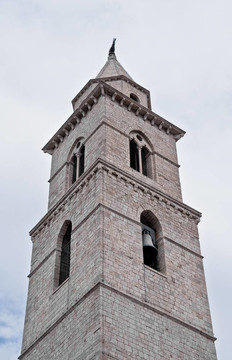 大教堂的鐘樓。Andria。Apulia。