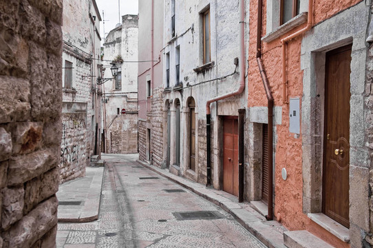 小巷。Andria。Apulia。