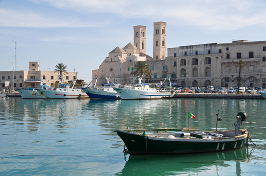 莫爾費(fèi)塔全景。Apulia。