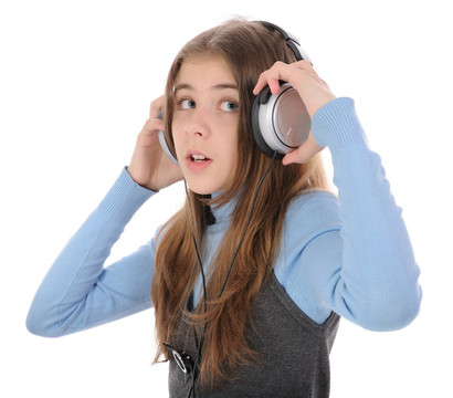 女孩聽音樂
