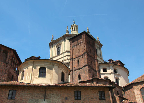 Sant Eustorgio教堂；米蘭