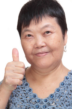 快樂的亞洲年輕女子給你一個友善的笑臉