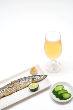 烤魚和啤酒