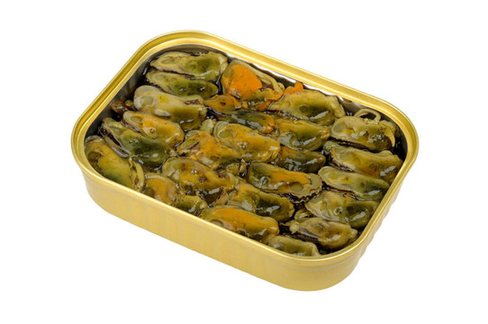 Mussels在一個白色的錫
