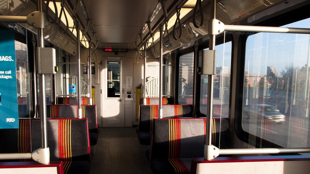 列車車