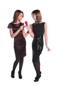 兩個(gè)紅葡萄酒的年輕女性