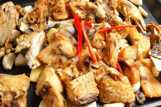生焗水庫(kù)大魚頭 焗大魚頭