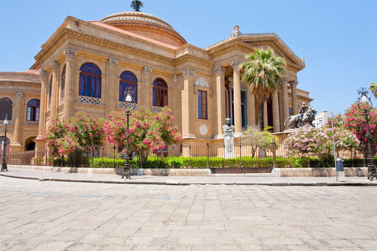 Teatro Massimo -歌劇院在巴勒莫威爾第廣場；西西里島