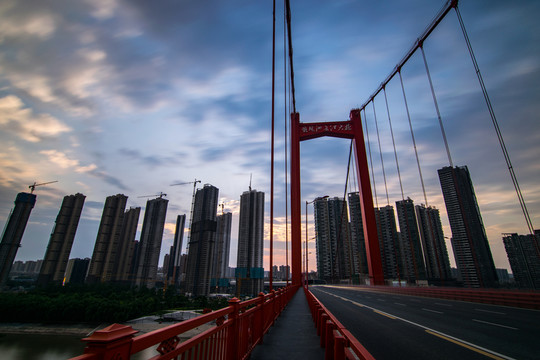 武漢鸚鵡洲大橋