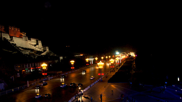 道路夜景