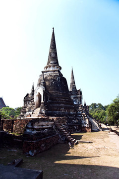 著名的寺Wat Phra Si sanphet；在Ajutthay皇家宮殿