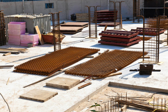 在一個(gè)新房子的建筑工地的材料