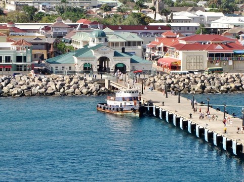 圣基茨島港