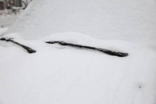 車(chē)下的雪